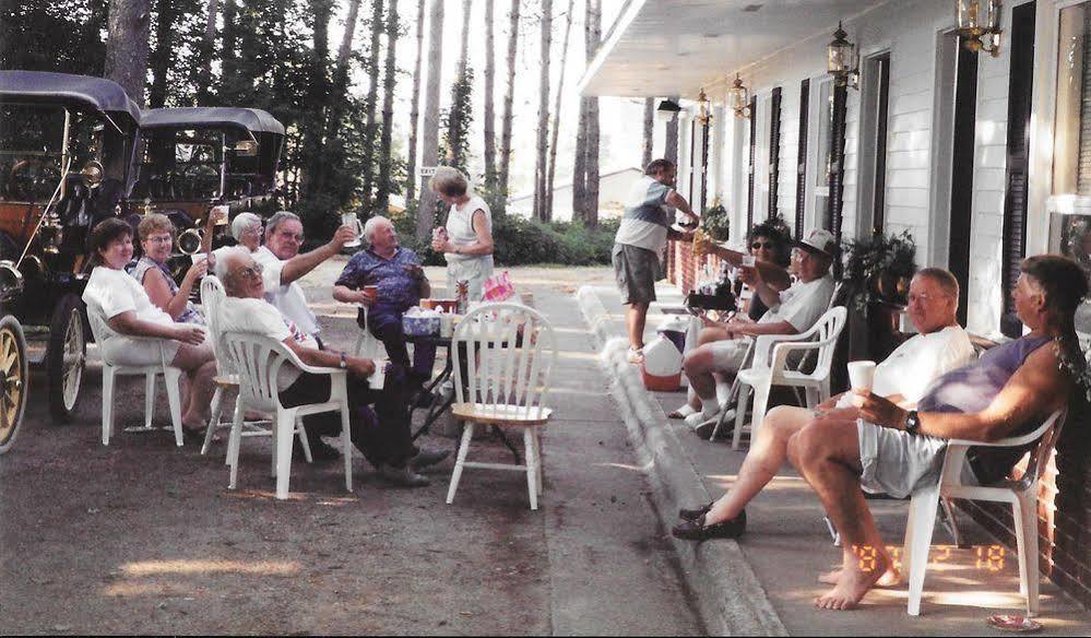 Oak Park Inn Whitehall Luaran gambar